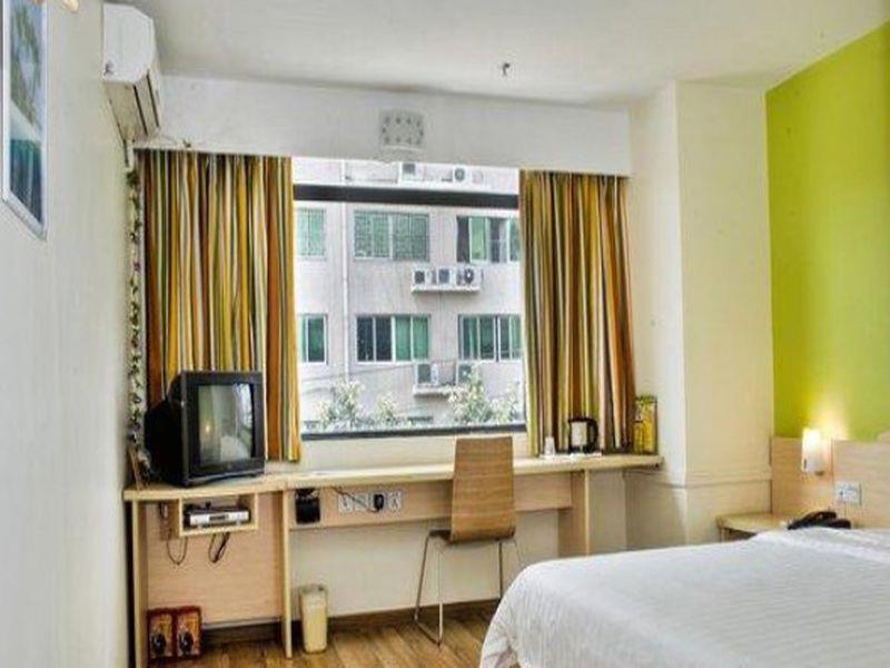 7 Days Inn Fuzhou Gandong Avenue Passenger Station Εξωτερικό φωτογραφία