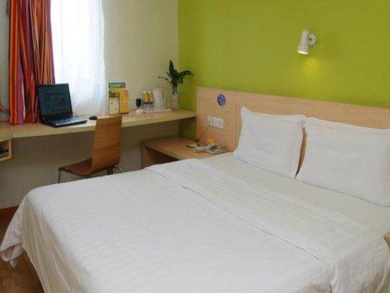 7 Days Inn Fuzhou Gandong Avenue Passenger Station Εξωτερικό φωτογραφία